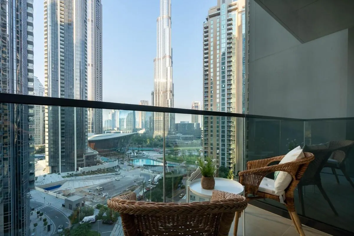 Appartamento Mystic - Brand New Large 2Br With Burj & Fountain Views Dubai 0*,