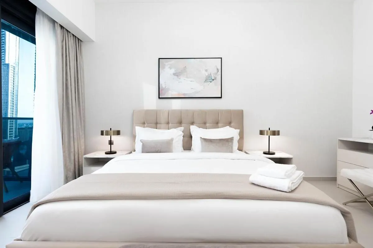 Mystic - Brand New Large 2Br With Burj & Fountain Views Apartment Dubai