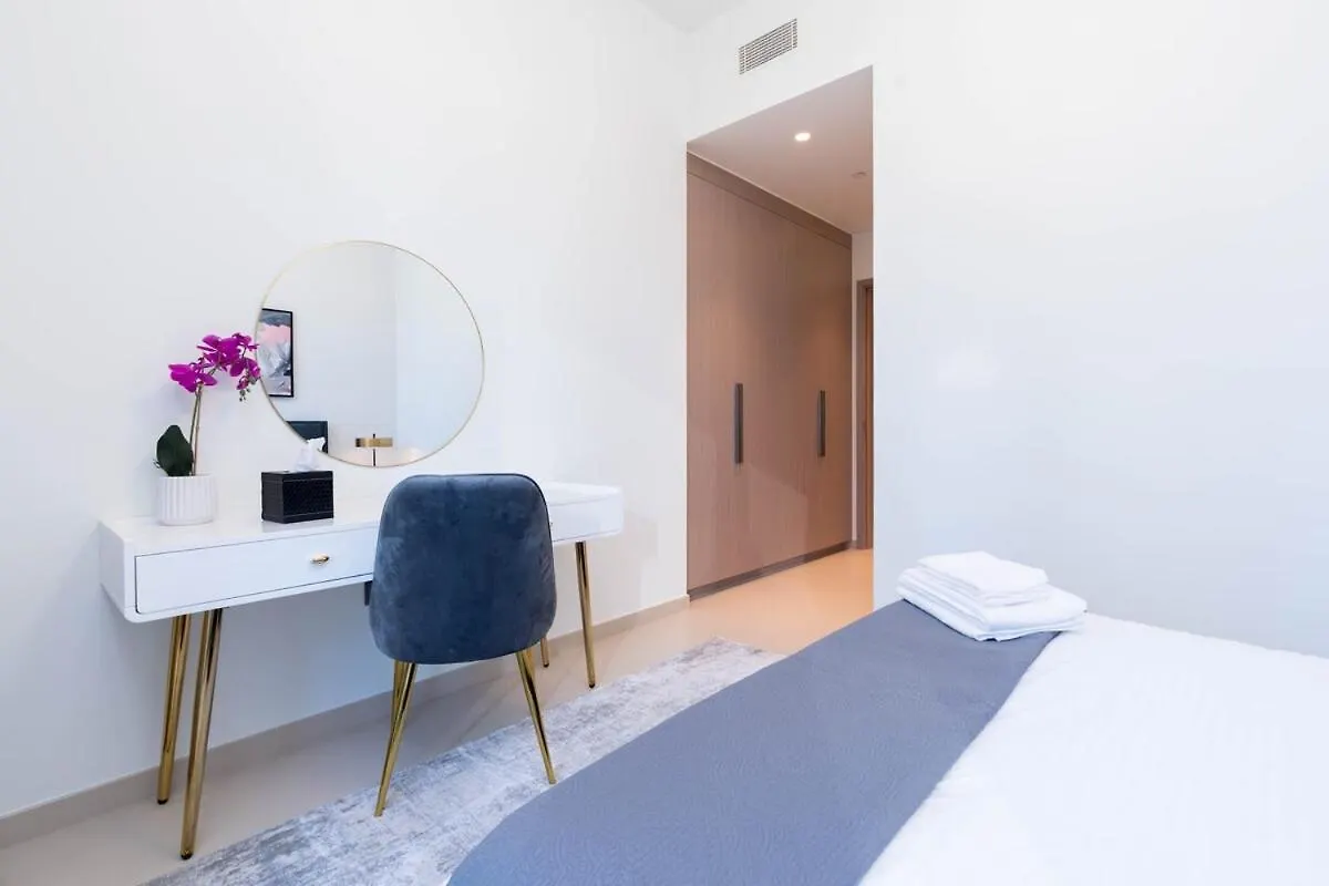 Mystic - Brand New Large 2Br With Burj & Fountain Views Apartment Dubai