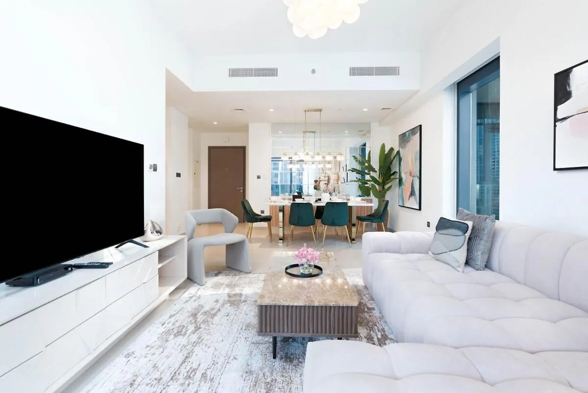 Mystic - Brand New Large 2Br With Burj & Fountain Views Apartment Dubai